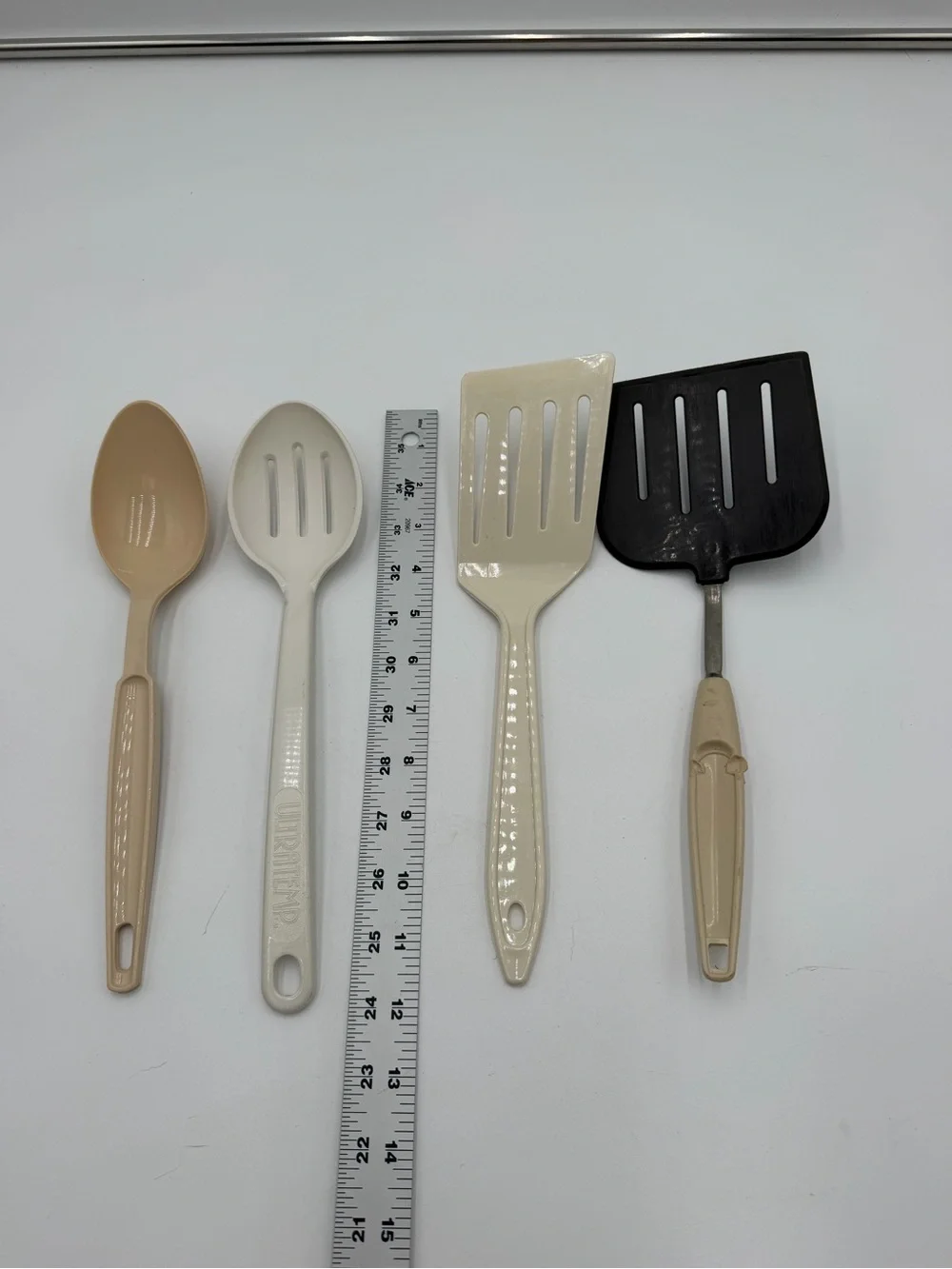 Vintage Ecko Ultratemp Clipper Kitchen Utensil Lot Spatula Serving Spoon